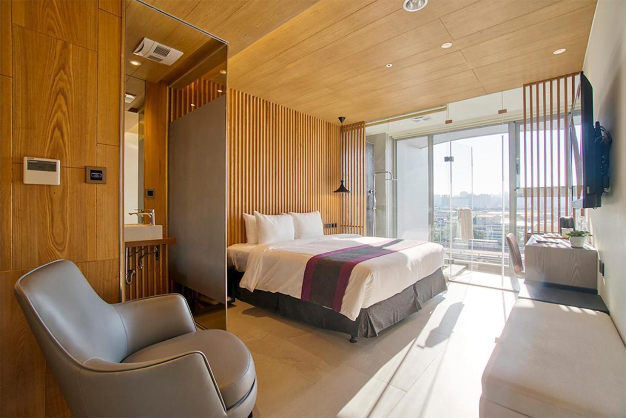 Royal Roi Hotel Đài Trung Ngoại thất bức ảnh