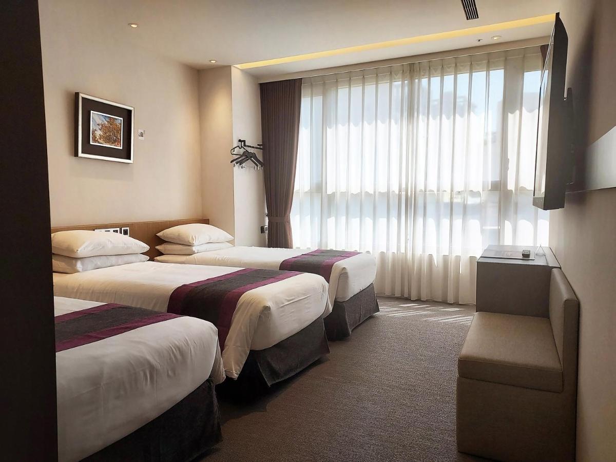 Royal Roi Hotel Đài Trung Ngoại thất bức ảnh
