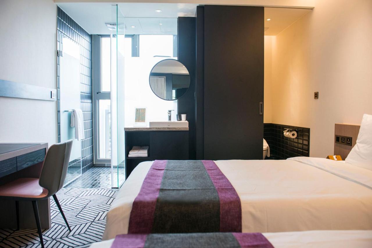 Royal Roi Hotel Đài Trung Ngoại thất bức ảnh