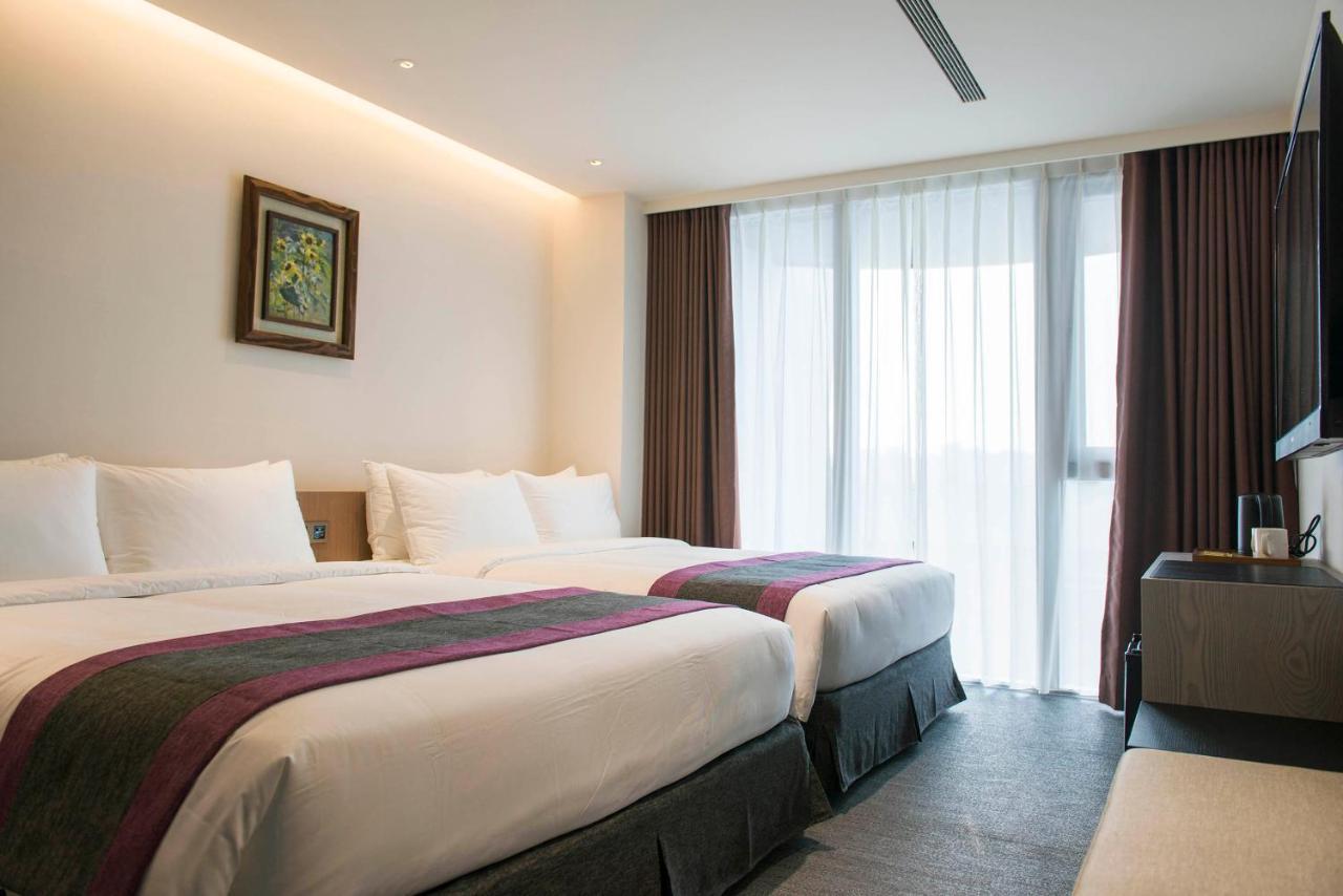 Royal Roi Hotel Đài Trung Ngoại thất bức ảnh