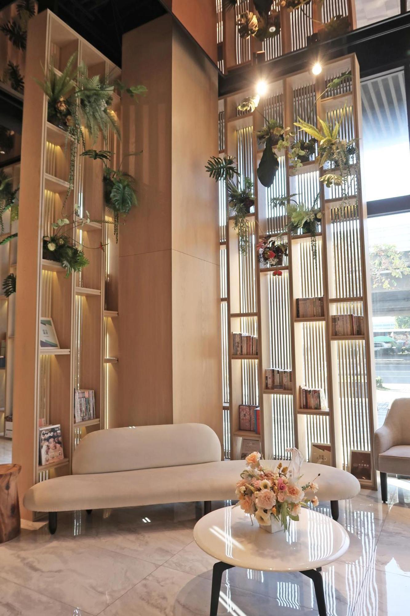 Royal Roi Hotel Đài Trung Ngoại thất bức ảnh